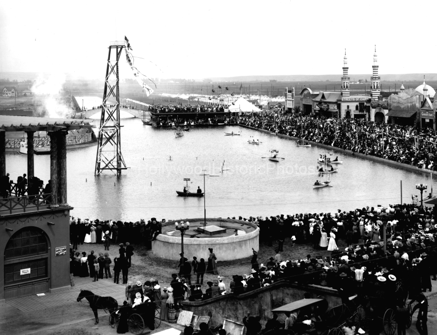 1910 Opening celebration wm.jpg